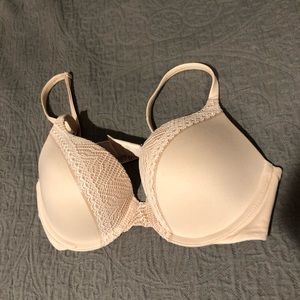 Push up bra. Beautiful and comfortable